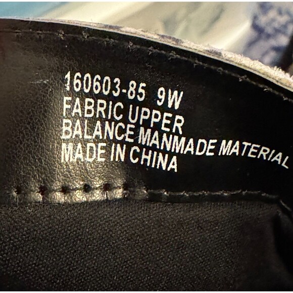 NEW Adina Women's Snow Leopard Tall Boots Sz 9 Wide Calf Animal Print Wild Fun - Picture 10 of 10